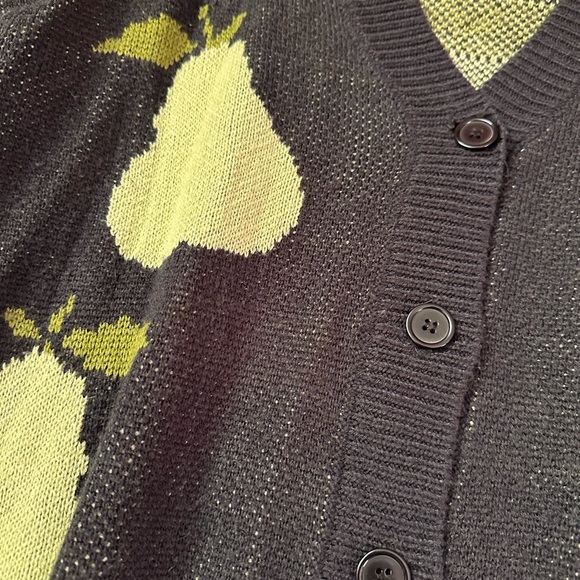 Forever 21 Pear Cardigan - Picture 2 of 5